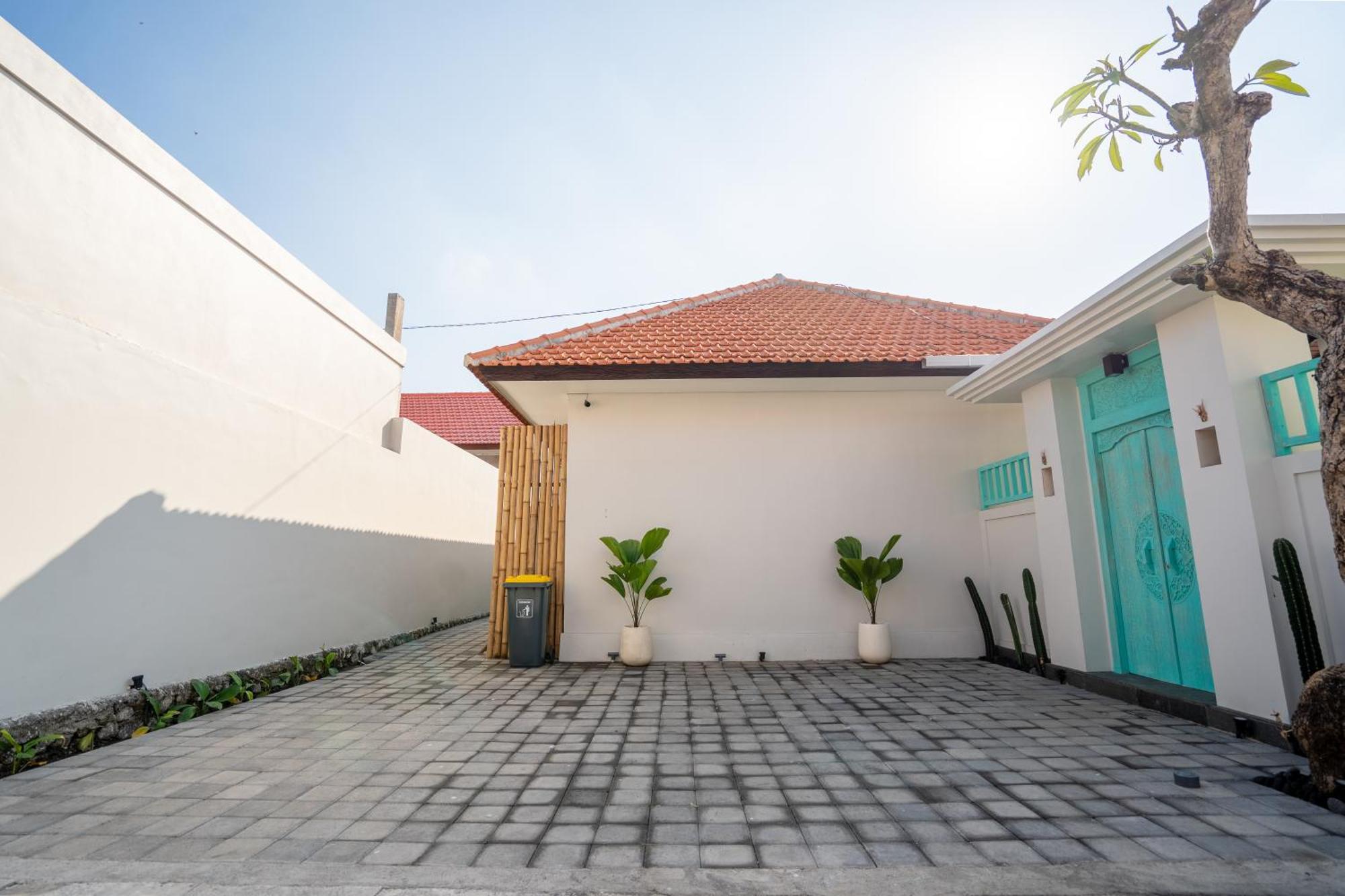 Kome - Private 2br With Pool Villa Canggu (Bali)