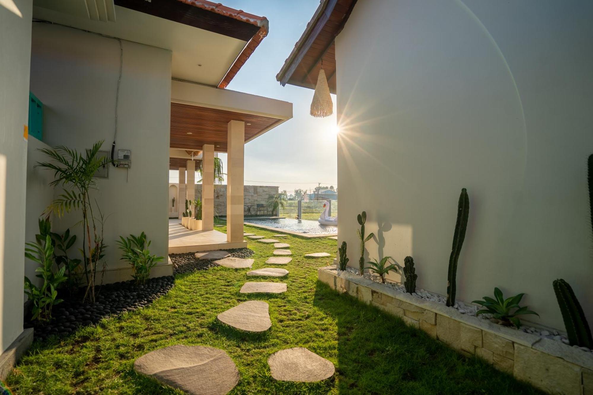 Villa Kome - Private 2br With Pool