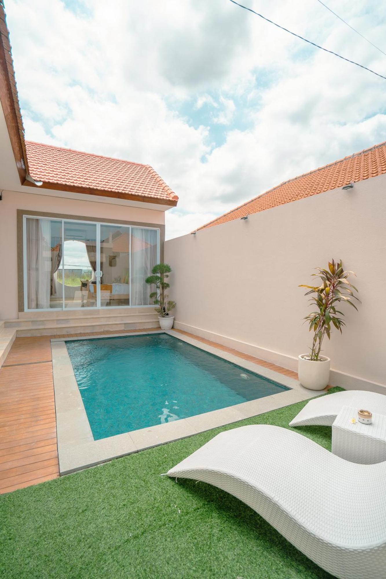 Kome - Private 2br With Pool Villa Canggu (Bali)