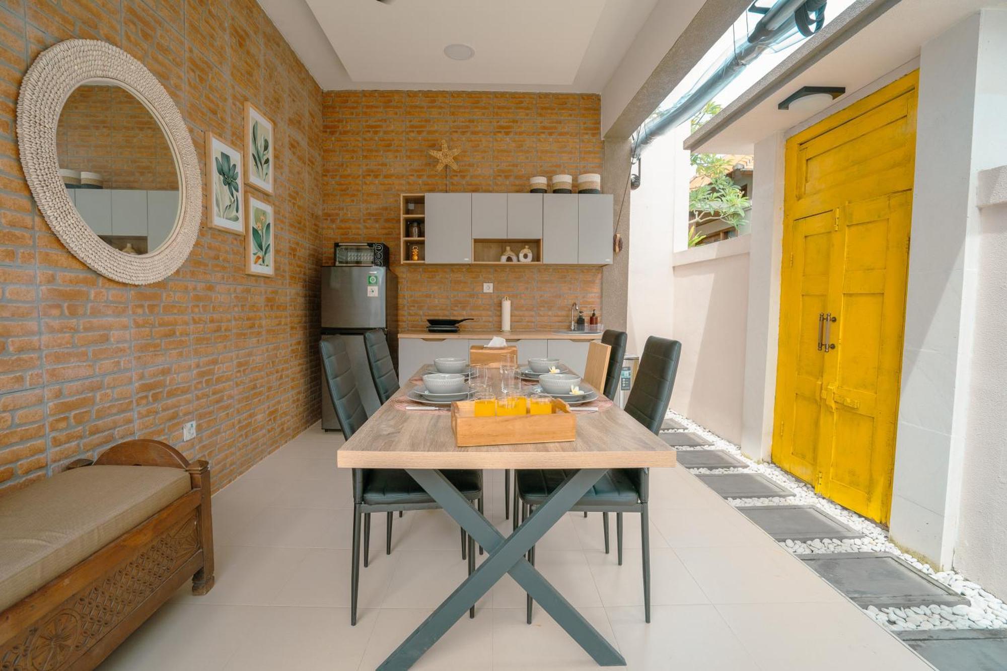 Kome - Private 2br With Pool Villa Canggu (Bali)